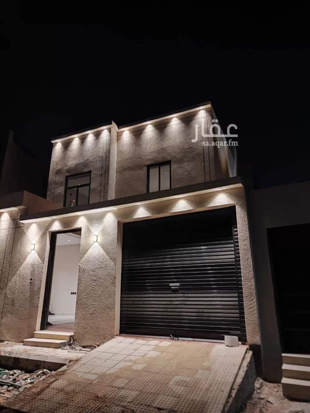 5 bedroom villa in Al Janadriyah 3