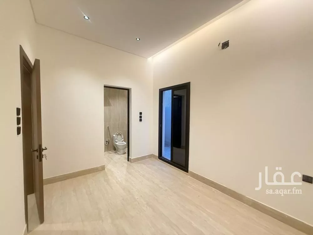 5 bedroom villa in Al Mahdiyyah 13