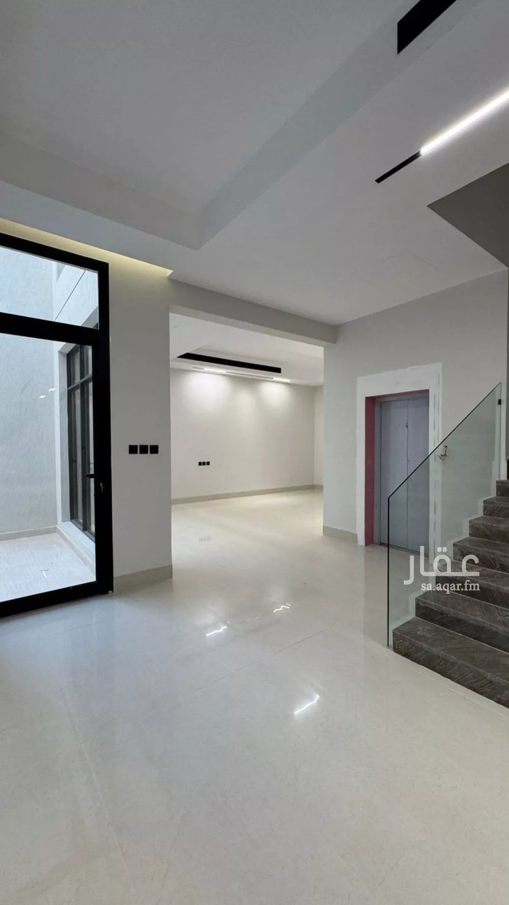 6 bedroom villa in Al Mahdiyyah 9