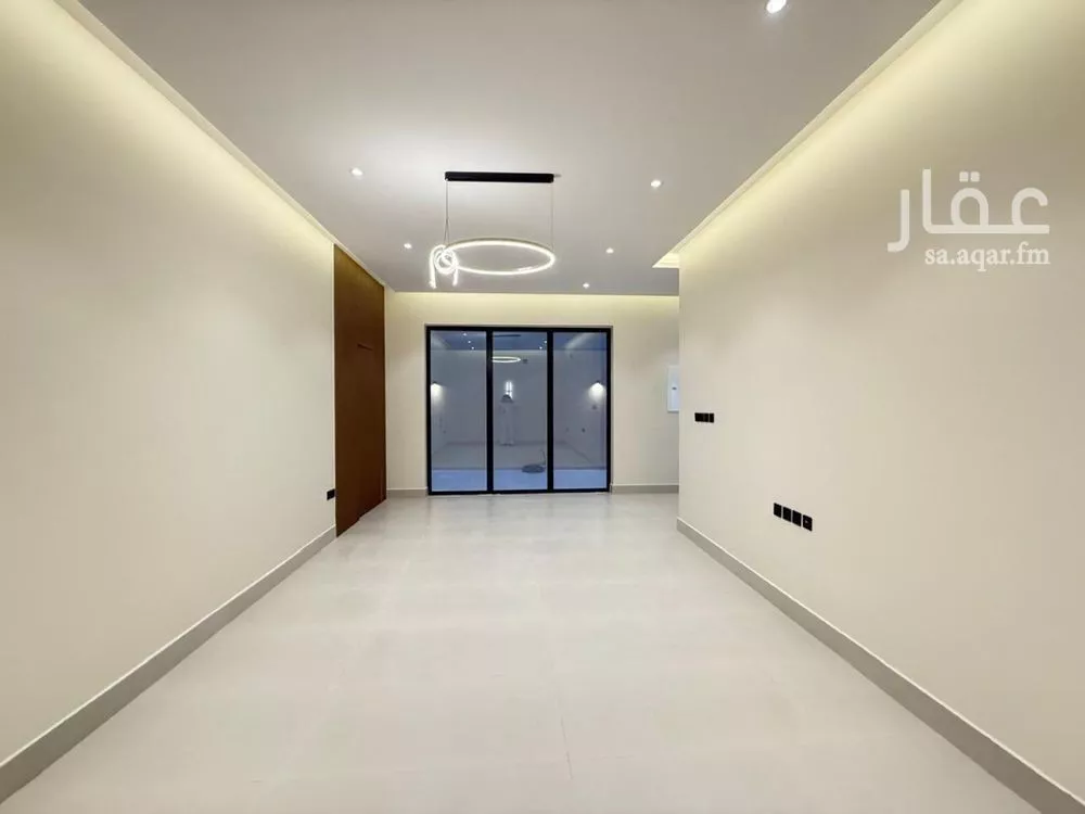 5 bedroom villa in Al Mahdiyyah 7
