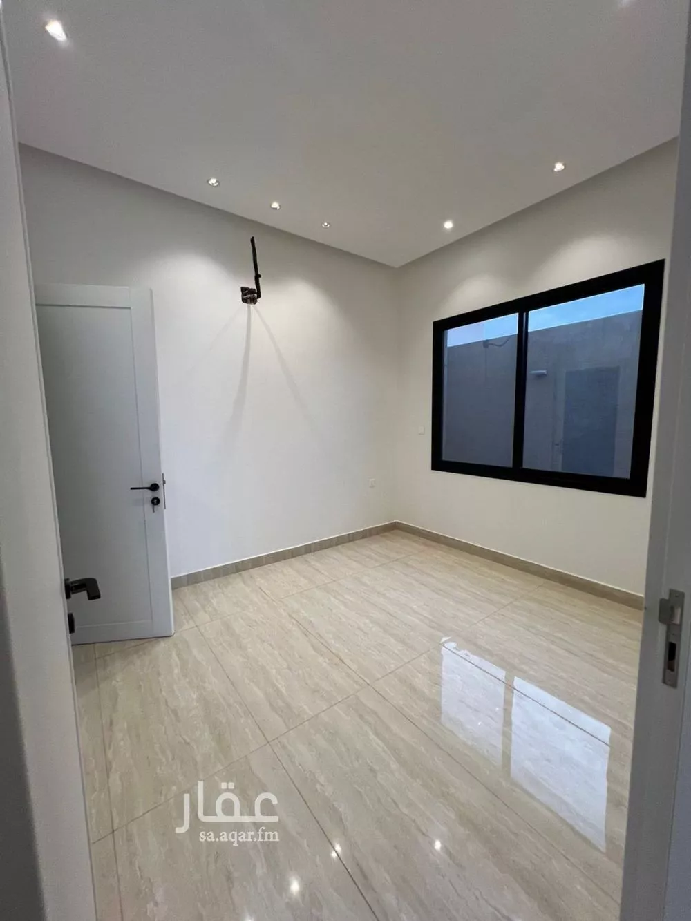 5 bedroom villa in Al Mahdiyyah 17