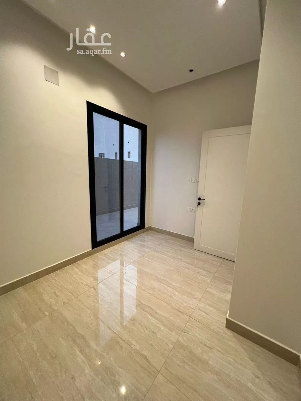 5 bedroom villa in Al Mahdiyyah 9