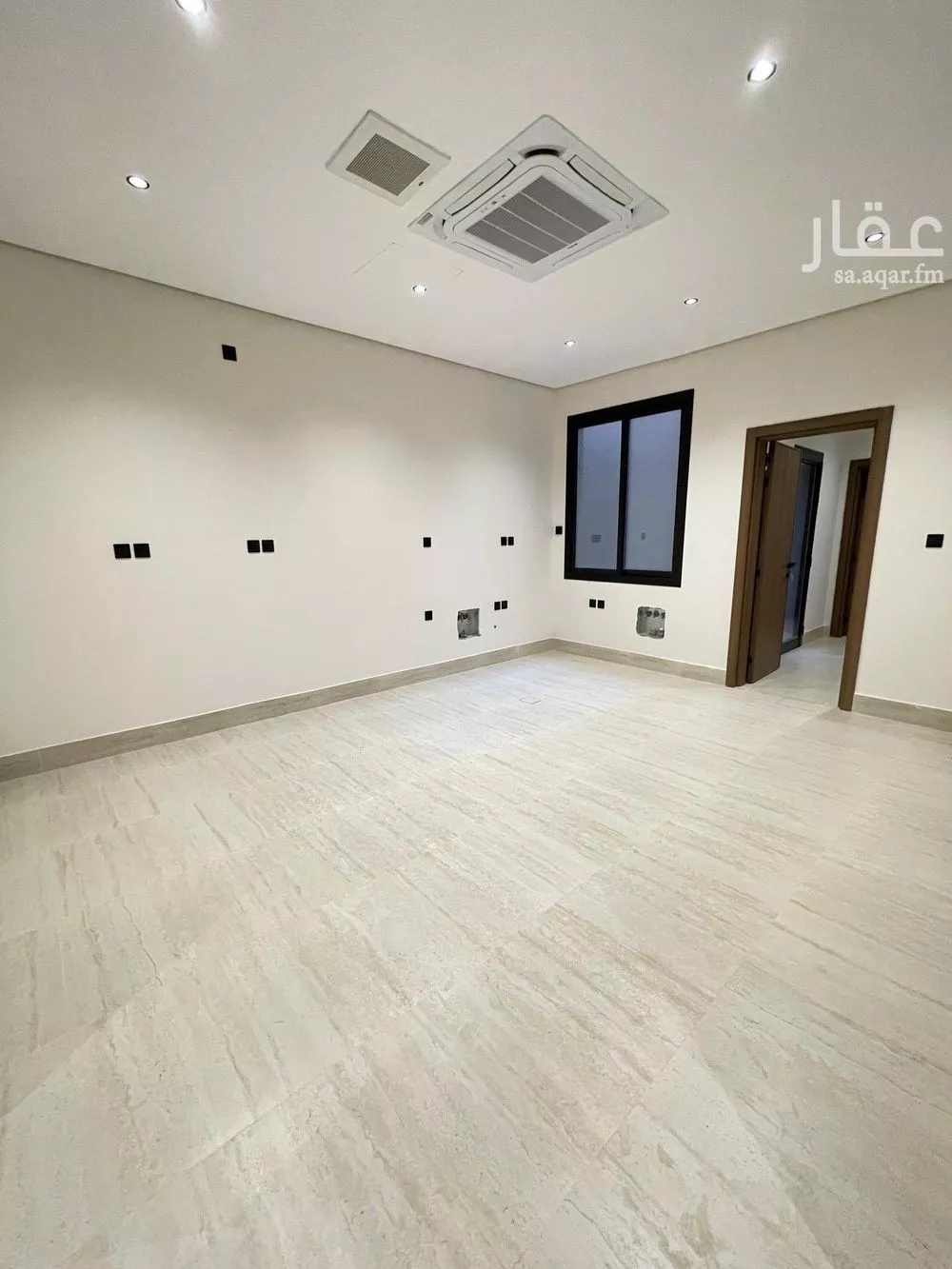 5 bedroom villa in Al Mahdiyyah 20