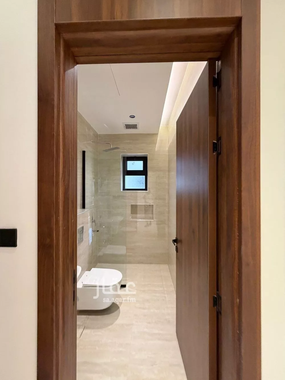 5 bedroom villa in Al Narjis 11