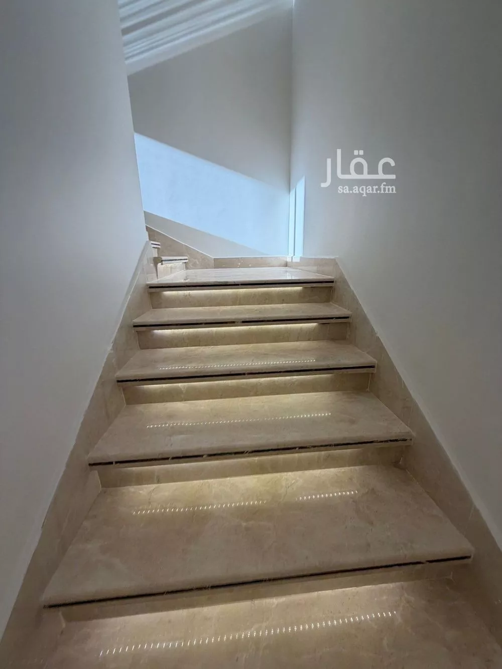 5 bedroom villa in Al Narjis 13