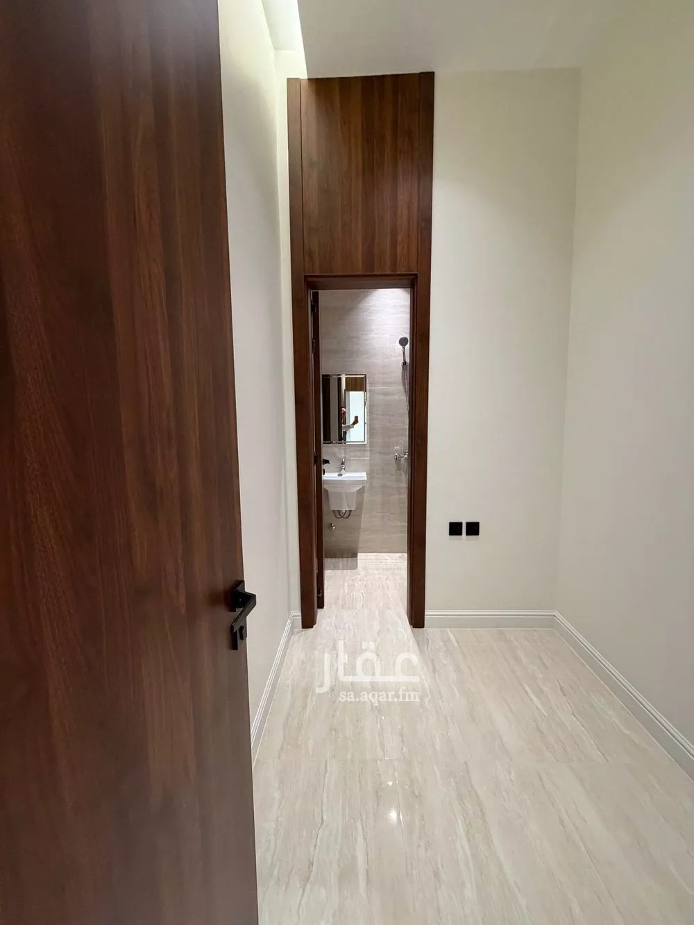 5 bedroom villa in Al Narjis 16