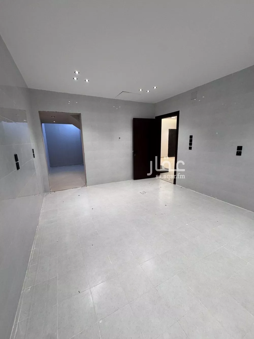 5 bedroom villa in Al Mahdiyyah 6
