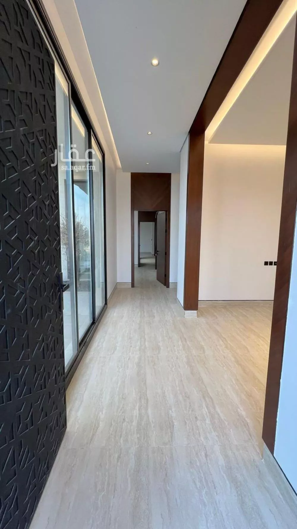 5 bedroom villa in Al Mahdiyyah 2