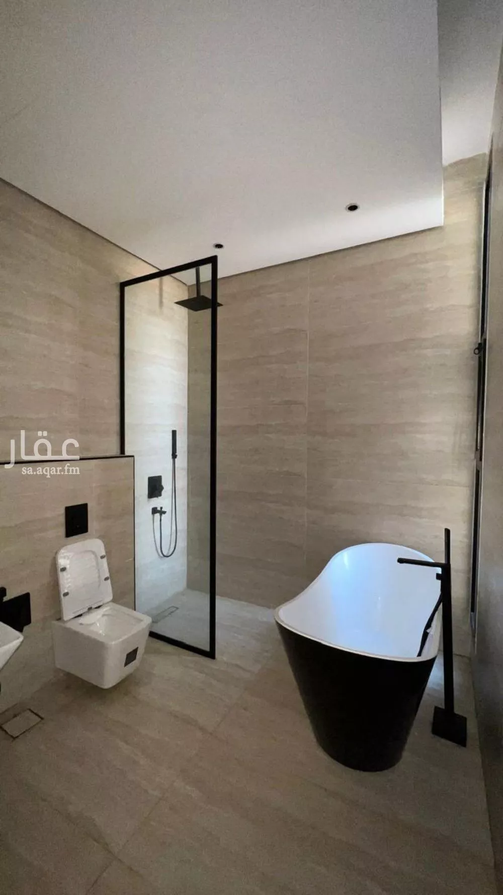 5 bedroom villa in Al Mahdiyyah 14