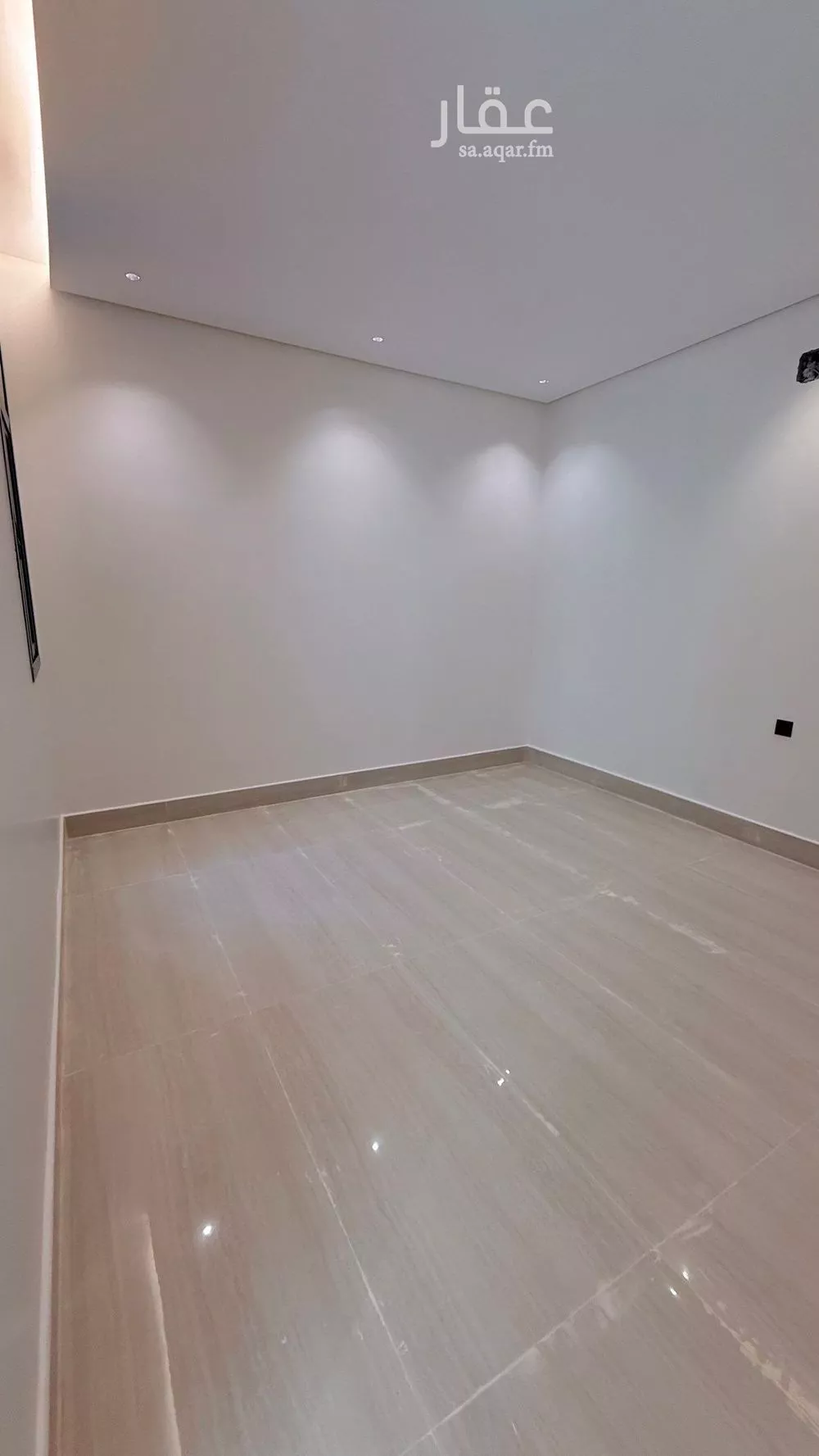 6 bedroom villa in Tuwaiq 11