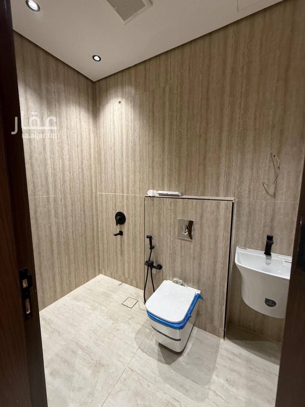 3 bedroom villa in Al Zahrah, Riyadh 14