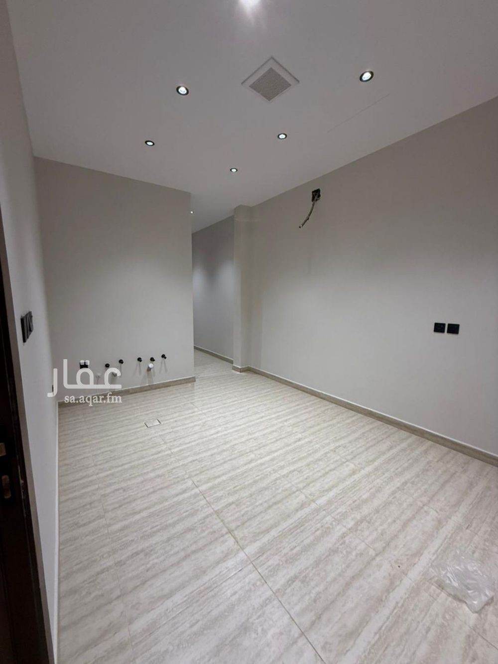 3 bedroom villa in Al Zahrah, Riyadh 5