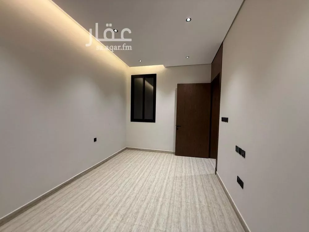 3 bedroom villa in Al Zahrah 15