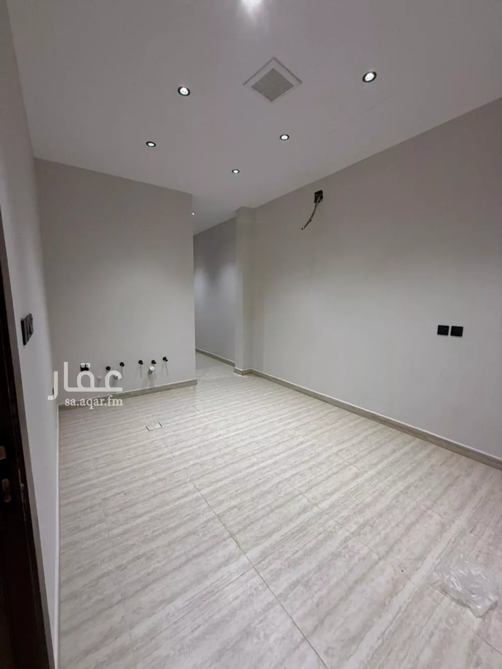 3 bedroom villa in Al Zahrah 5