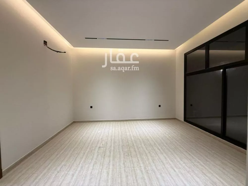 3 bedroom villa in Al Zahrah 8