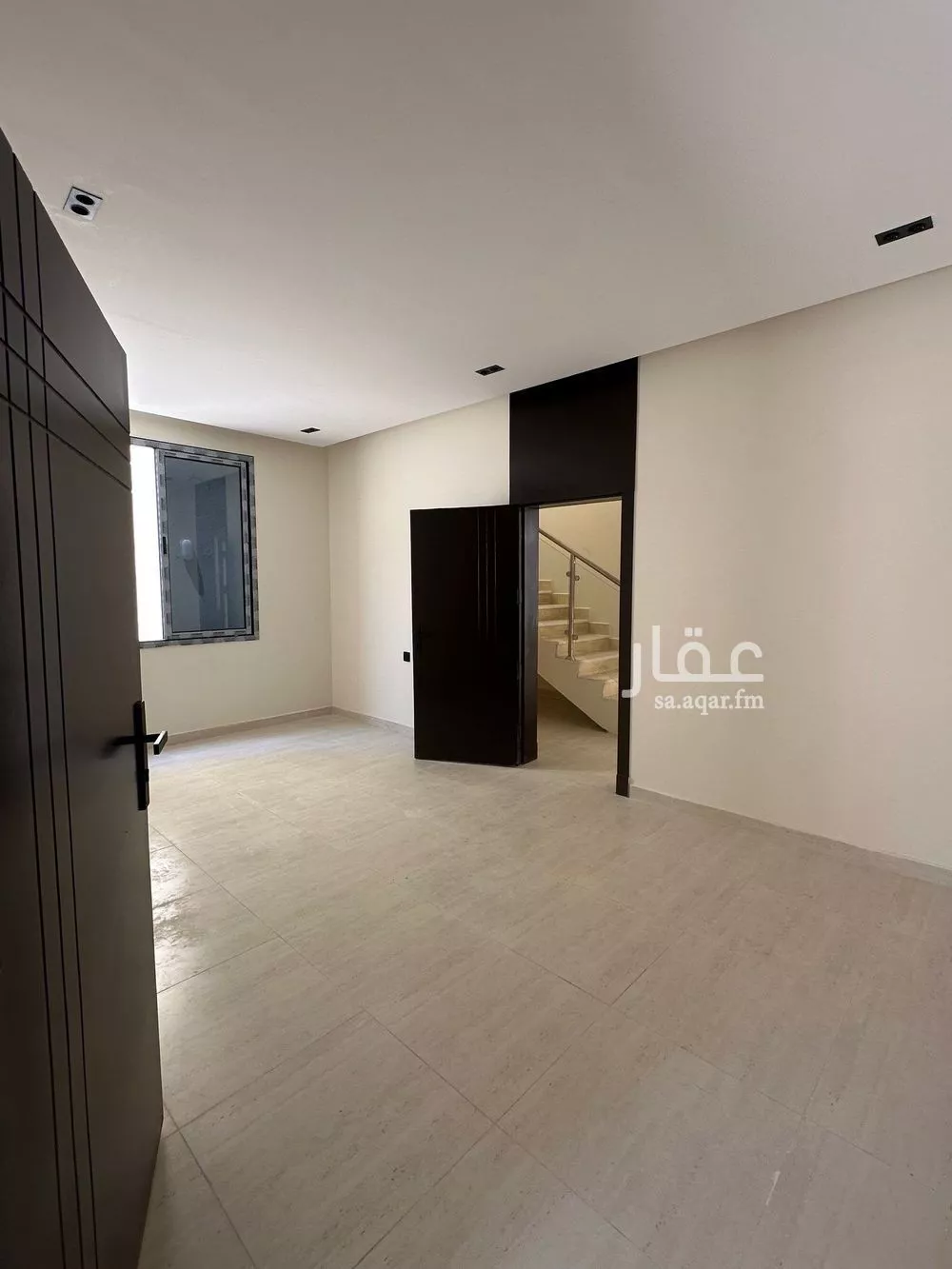5 bedroom villa in Al Janadriyah 8