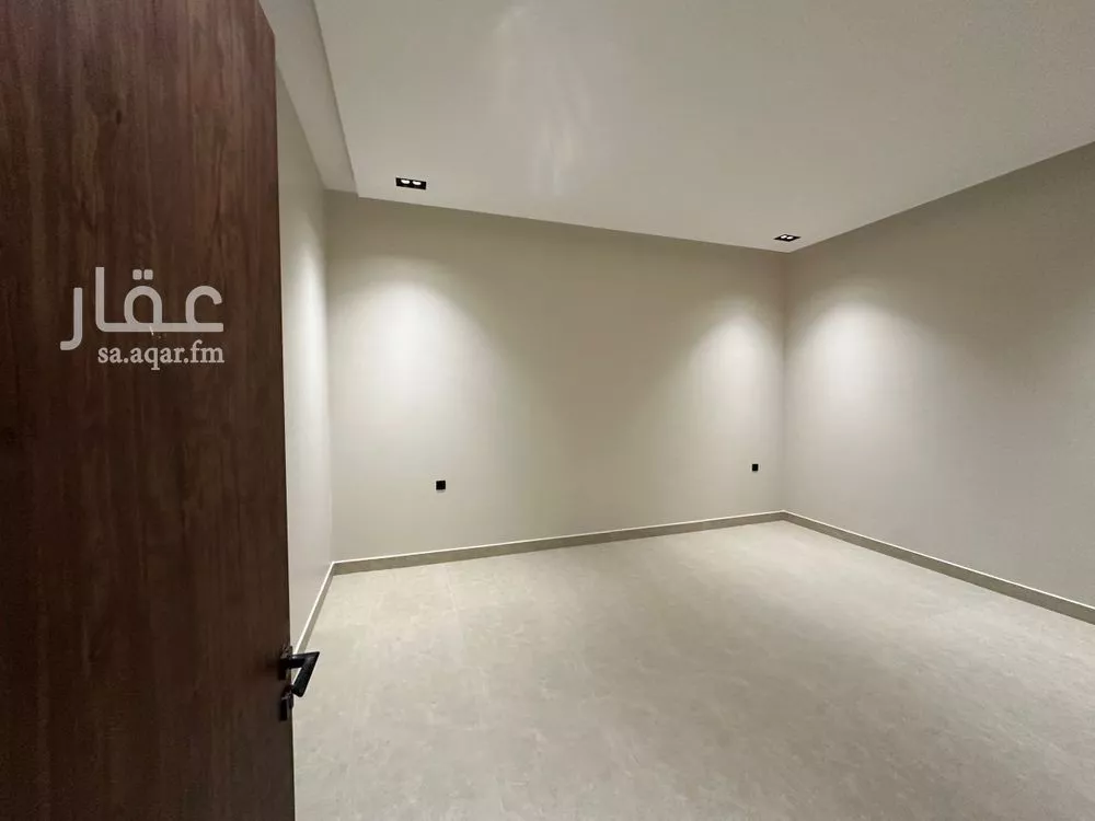 5 bedroom villa in Qurtubah 11