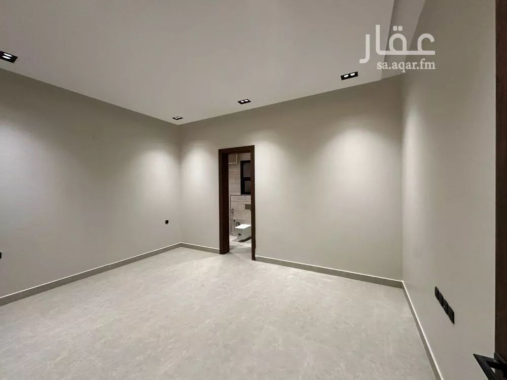 5 bedroom villa in Qurtubah 13