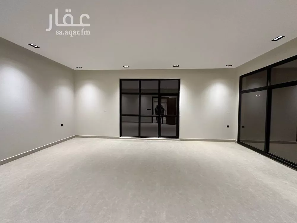 5 bedroom villa in Qurtubah 14