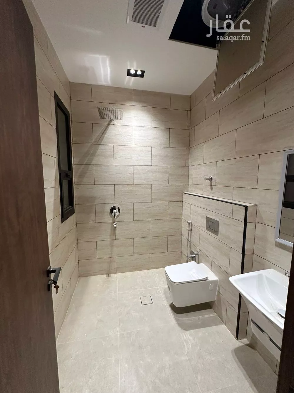 5 bedroom villa in Qurtubah 15