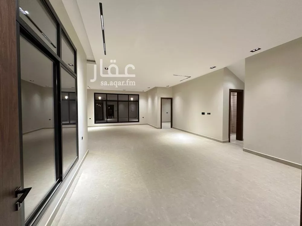 5 bedroom villa in Qurtubah 8