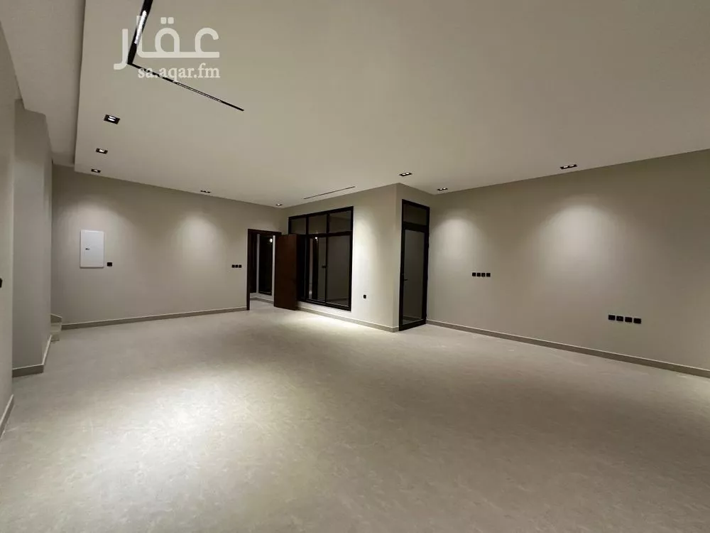 5 bedroom villa in Qurtubah 9