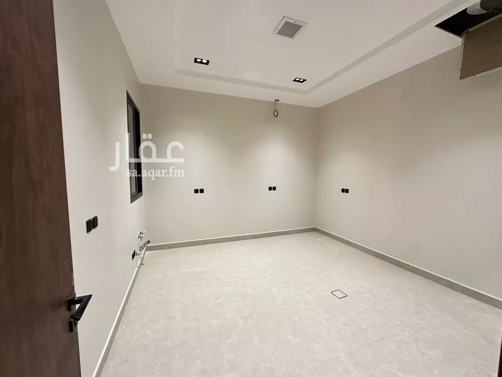 5 bedroom villa in Qurtubah 10