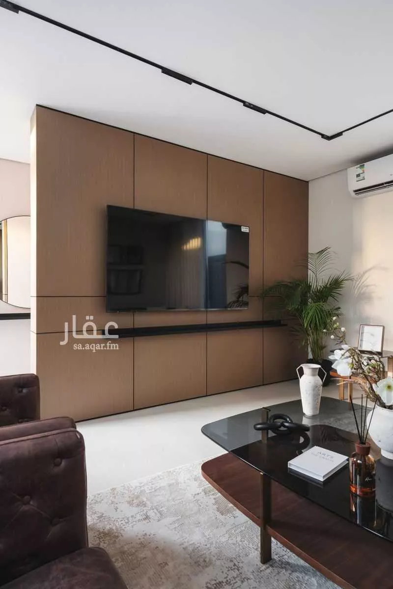 4 bedroom villa in Al Farouq 11