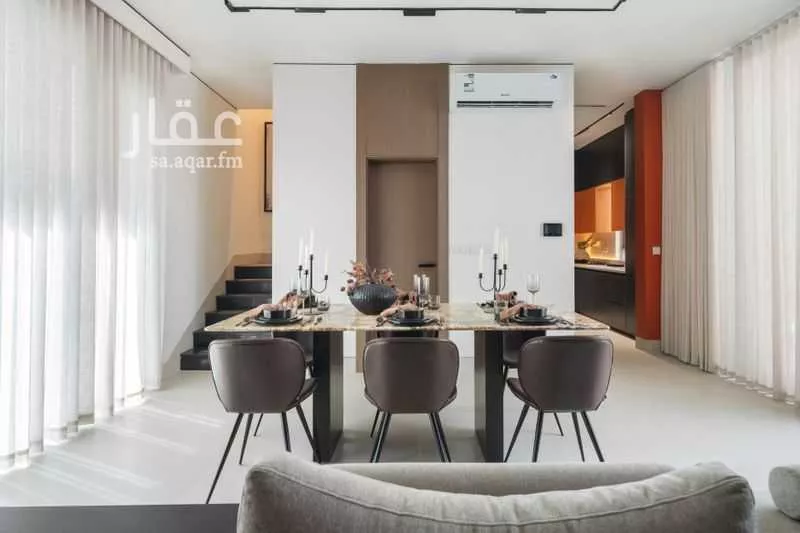 4 bedroom villa in Al Farouq 15