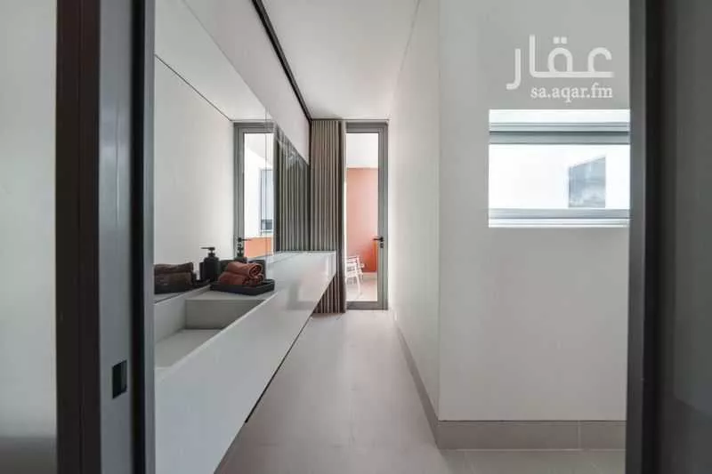 4 bedroom villa in Al Farouq 18