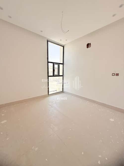 9 bedroom villa in Dahiat King Fahd, Eastern Province 4