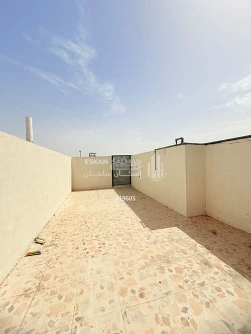 9 bedroom villa in Dahiat King Fahd, Eastern Province 7