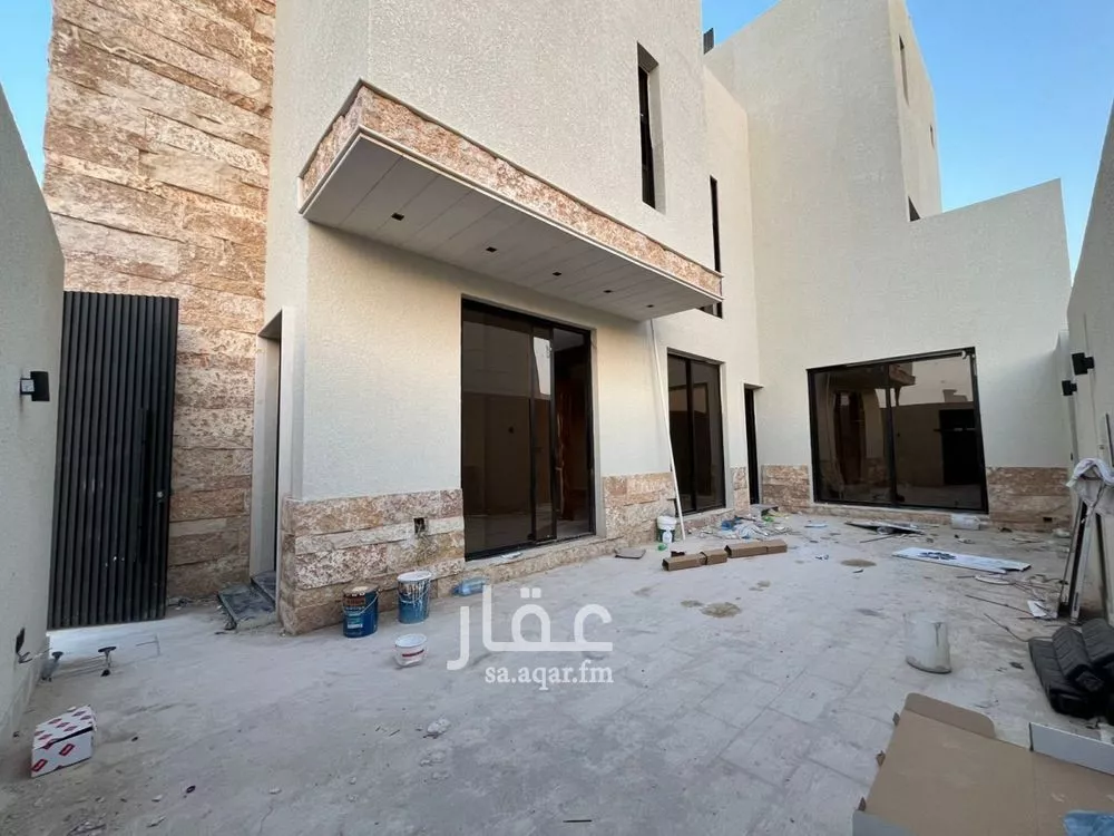 5 bedroom villa in Al Mahdiyyah 16