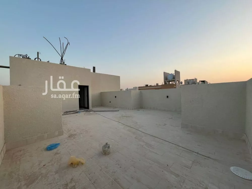5 bedroom villa in Al Mahdiyyah 28