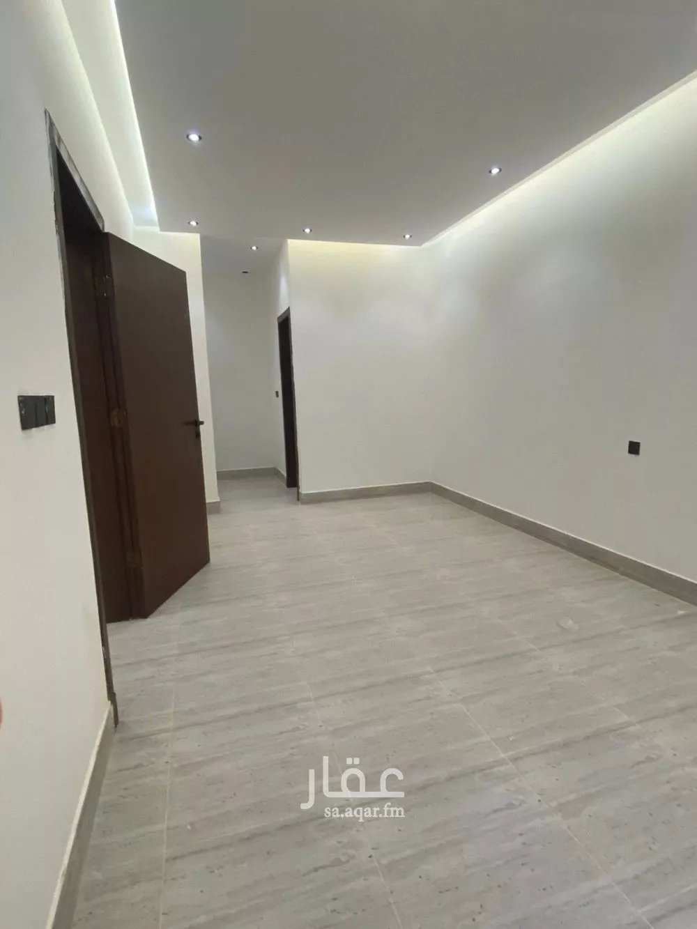 فيلا 5 غرف في طويق 8