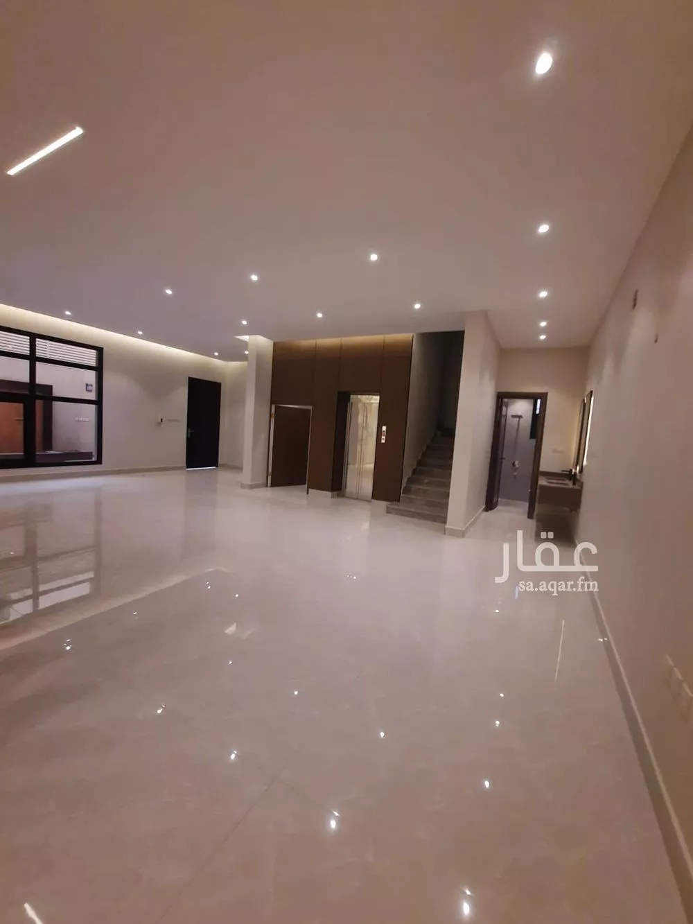 5 bedroom villa in Al Mahdiyyah 3