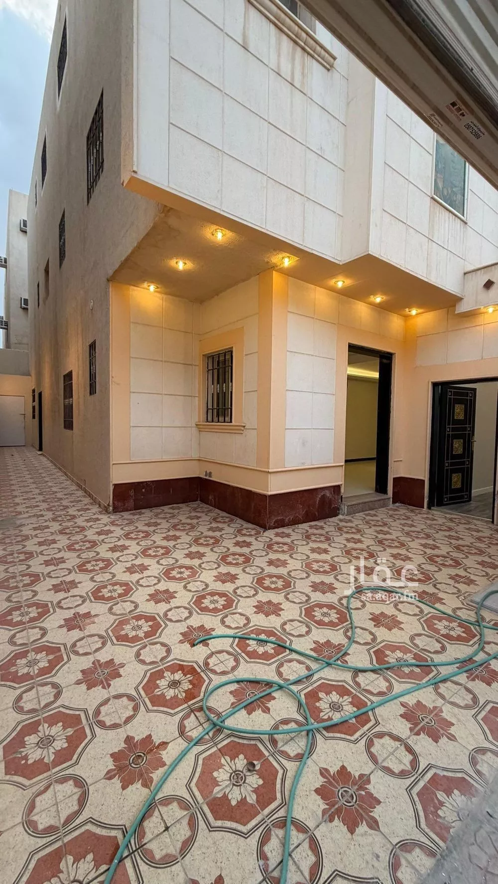 9 bedroom villa in Al Munsiyah 2