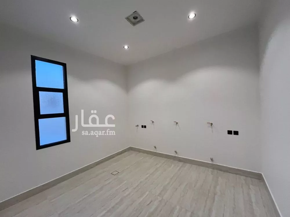 5 bedroom villa in Al Mahdiyyah 22