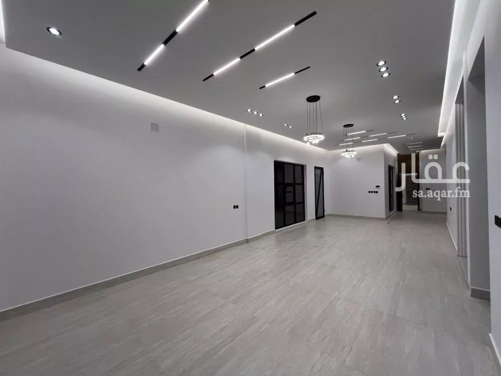 5 bedroom villa in Al Mahdiyyah 24
