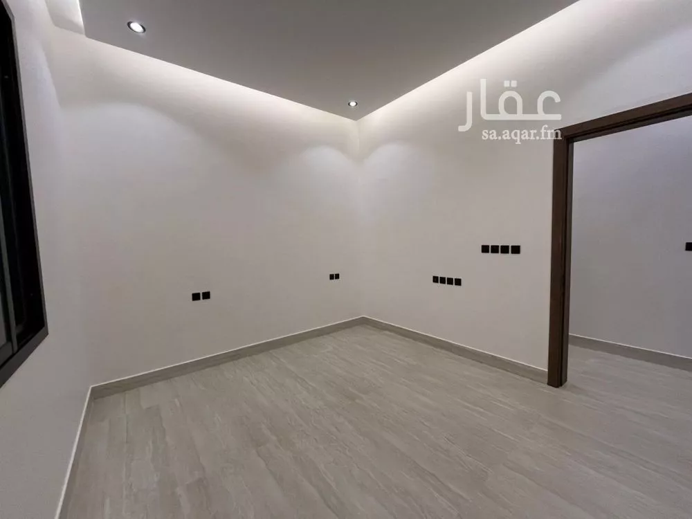 5 bedroom villa in Al Mahdiyyah 25