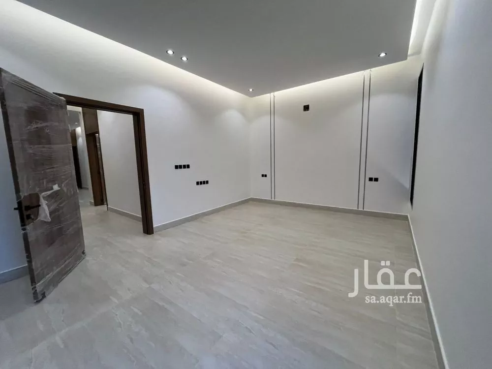 5 bedroom villa in Al Mahdiyyah 26