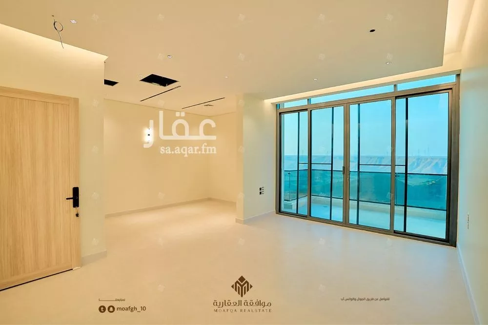 5 bedroom villa in Al Mahdiyyah 17