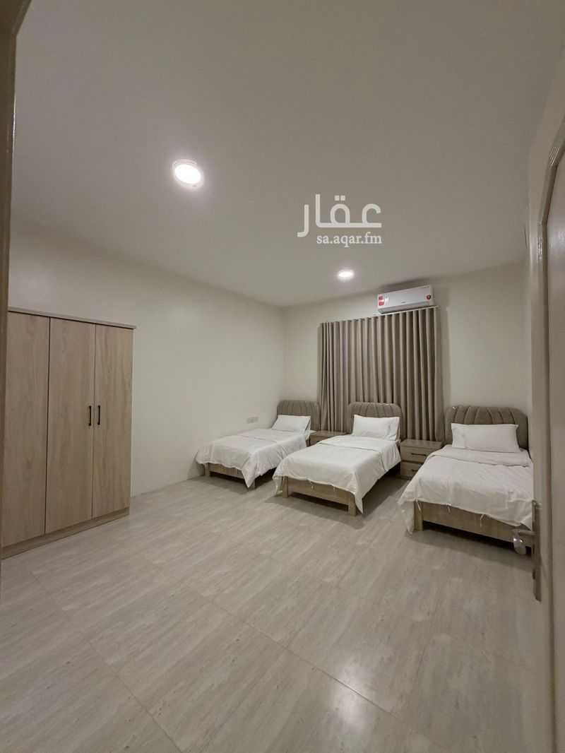 الطابق في ذرة