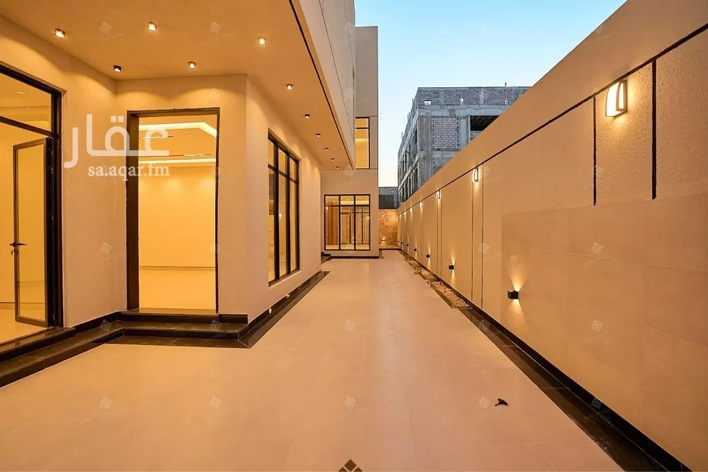 6 bedroom villa in Al Mahdiyyah 3