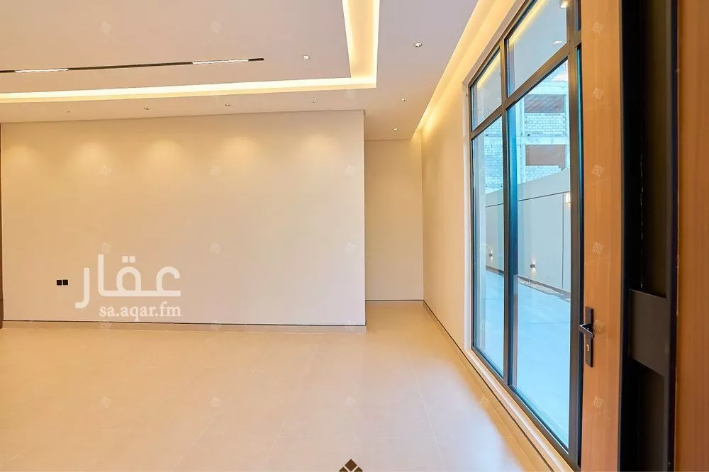 6 bedroom villa in Al Mahdiyyah 27