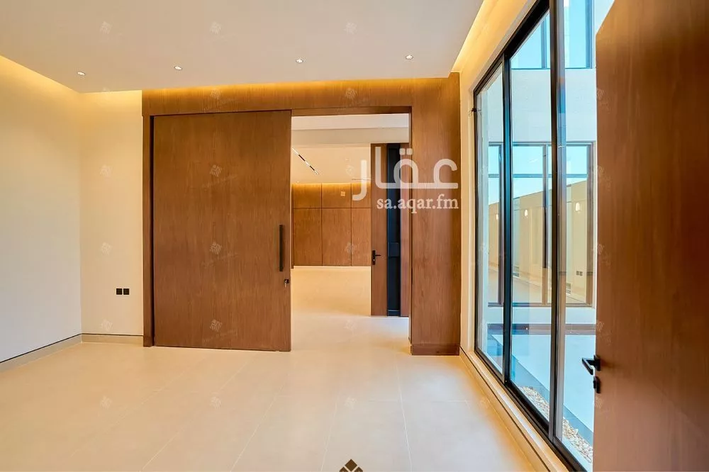 6 bedroom villa in Al Mahdiyyah 5