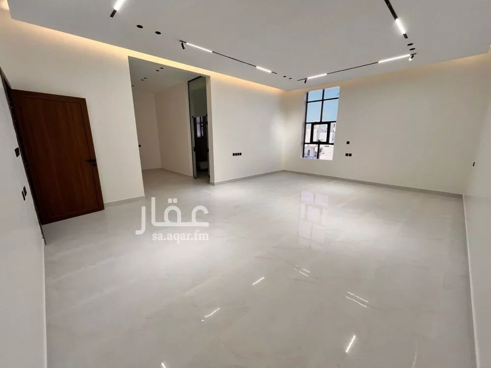 6 bedroom villa in Al Mahdiyyah 15