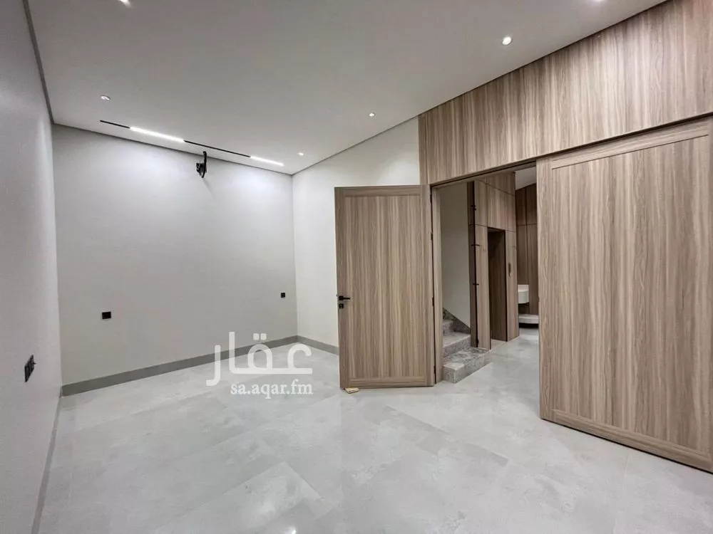 6 bedroom villa in Al Mahdiyyah 12