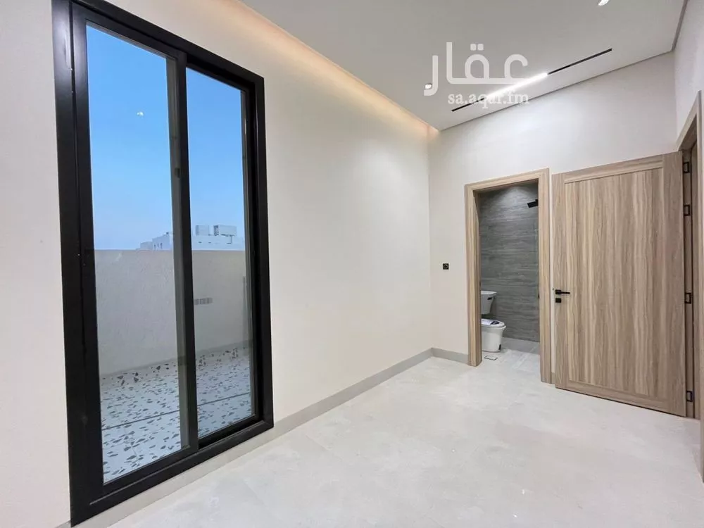 6 bedroom villa in Al Mahdiyyah 15