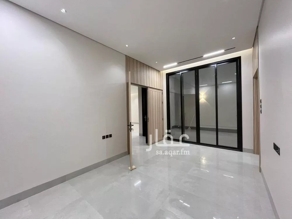 6 bedroom villa in Al Mahdiyyah 17